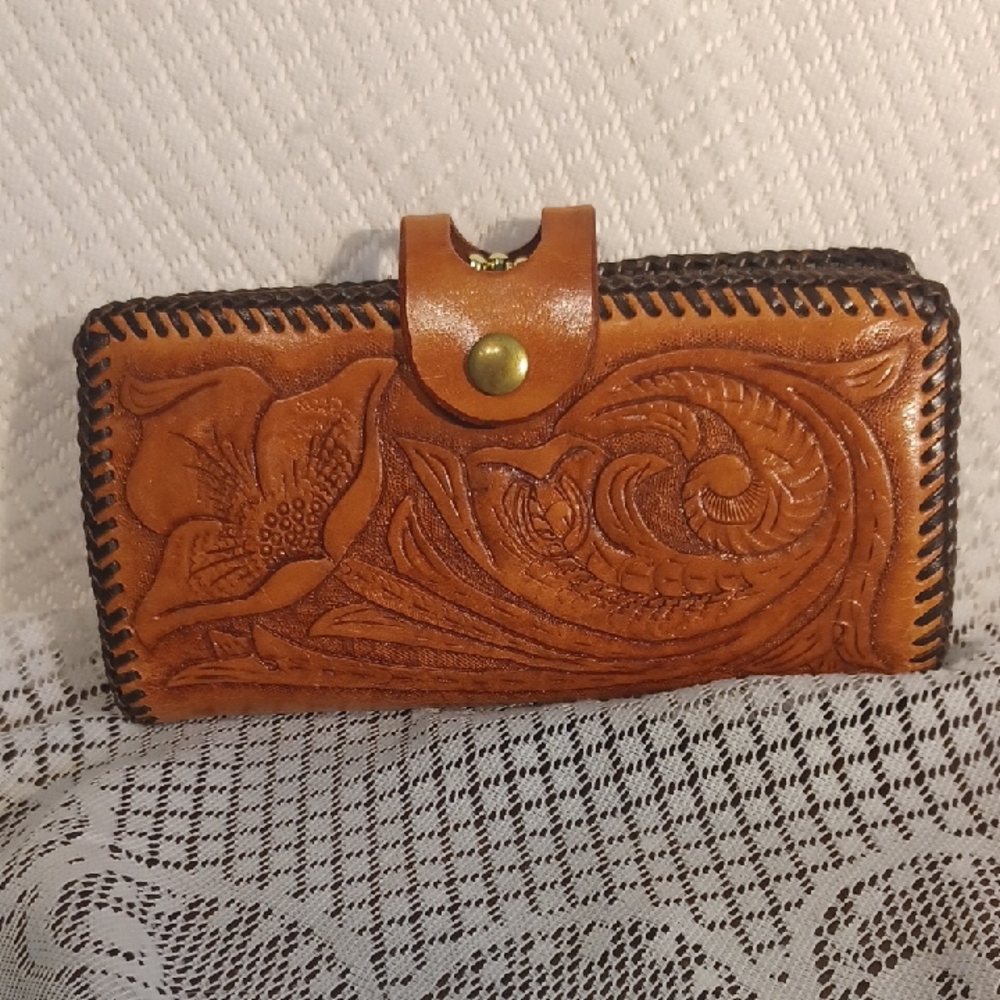 Unused! Handcrafted Leather Wallet - Brown - Hand Tooles 6878